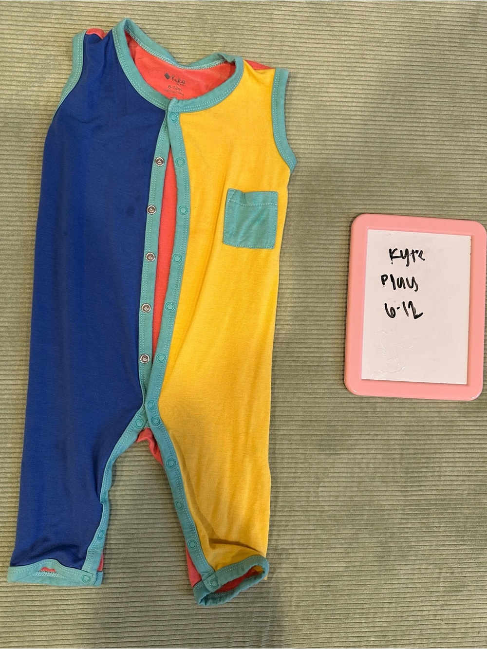 Kyte BABY Blue & Yellow Colorblock Sleeveless Snap Romper with Teal Trim